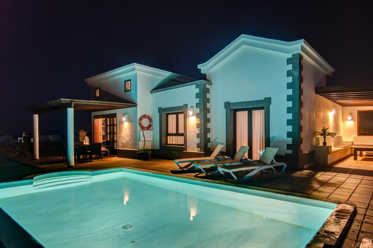 Villa Los Dragos Playa Blanca  Zewnętrze zdjęcie